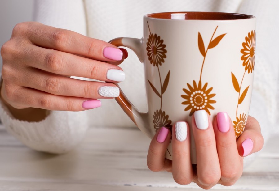 Quelles sont les techniques de nail art à essayer pour le printemps 2023 ?